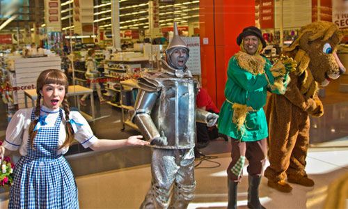 The Wizard of Oz Shopping Mall & Festival Shows